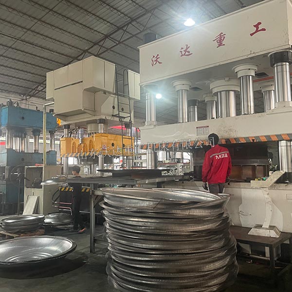 1000噸封頭液壓機